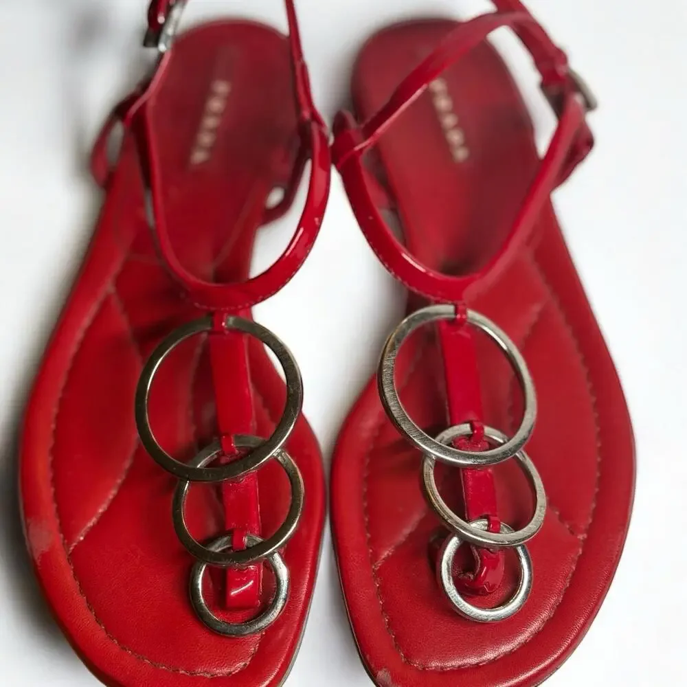 Prada Women’s Flat Sandals Red Slingback Patent Leather Sz 36 US 6 Made In Italy - Picture 3 of 9